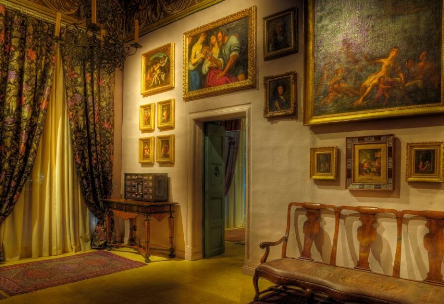 Palazzo Falson Historic House Museum entrance ticket - The library: 4,500 books and manuscripts in a historic home