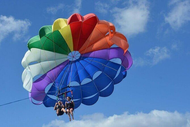 Parasailing In Malta - Safety Briefing and Harness Time: Clear, Professional, Fast