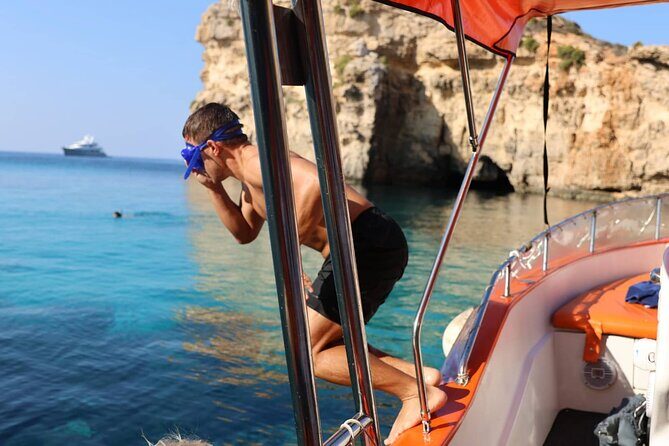 Private Boat Tour at Comino's Blue Lagoon and Crystal Lagoon - Why the Blue Lagoon feels calmer on a private boat
