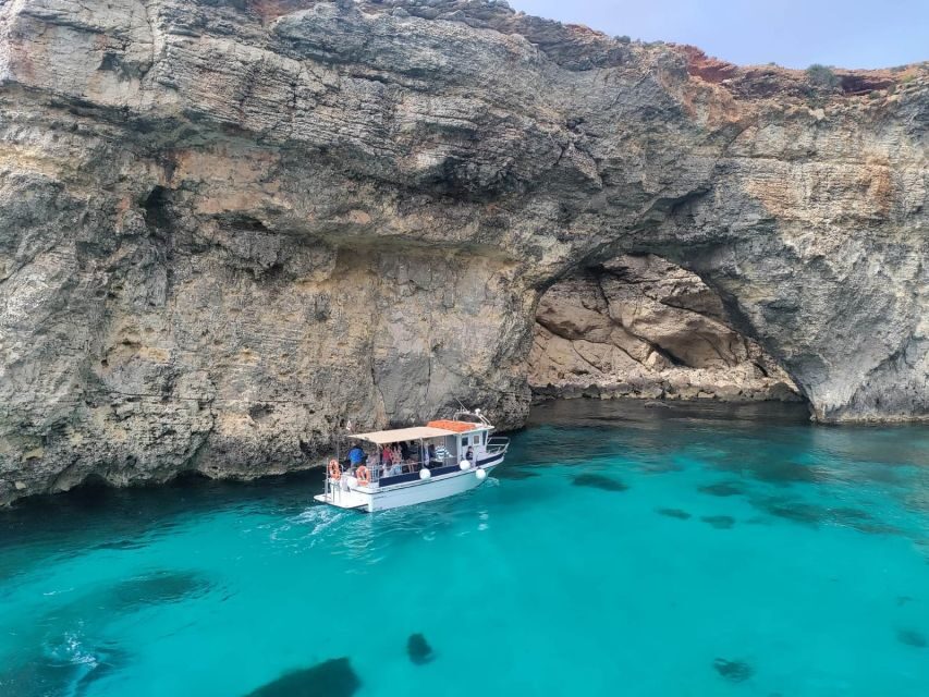 Private Boat Tour Experience with Blue Lagoon and Comino - Getting Started at Cirkewwa Cafe Without Losing Time
