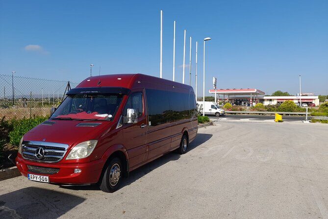 Private Customizable 6hr tour - Vehicle comfort: what the Wi-Fi and A/C mean in real life