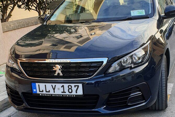 Private Malta Airport Cab to Sliema/St Julians/Gzira or Valletta - Door Drop-Off in Valletta and the Sliema Side