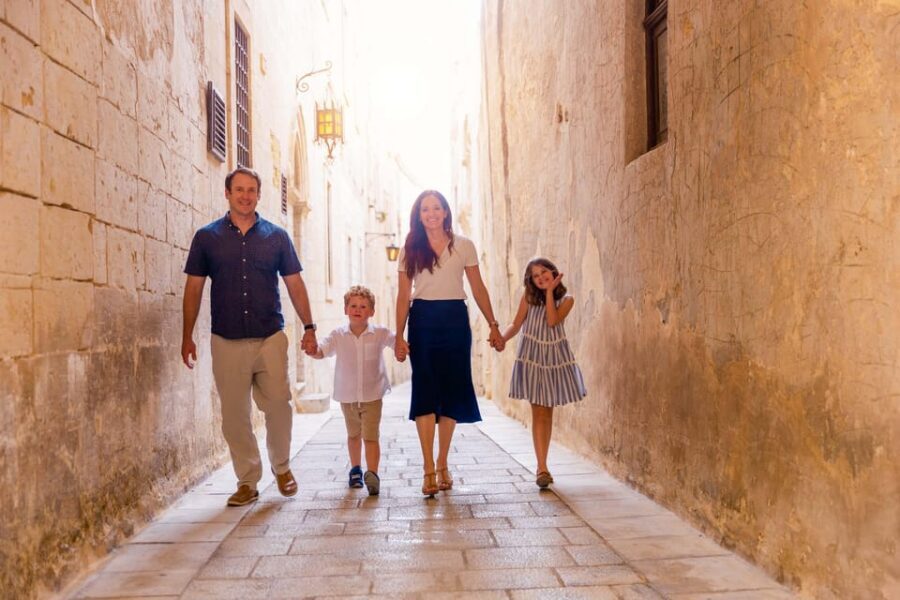 Private Photoshoot in Malta - Why a private Malta photoshoot beats “selfie time”
