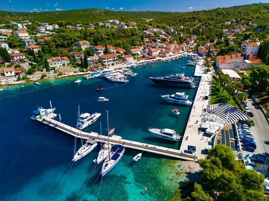 Private Speedboat Tour: Blue Lagoon & 3 Islands from Split - Split to Trogir: using your time in a UNESCO town