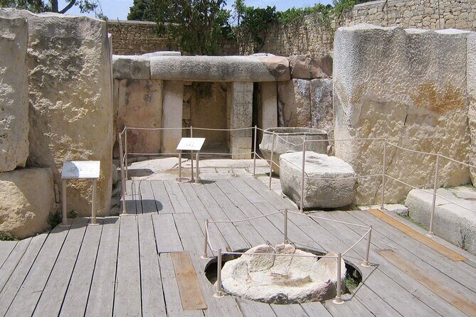 Private Tour in Malta Prehistoric Temples & Mdina - Pickup, route smoothness, and how to make it painless
