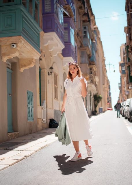 Professional Vacation photographer in Valletta Malta - Inside the 45 Minutes to 1.5 Hours: How the Shoot Actually Works