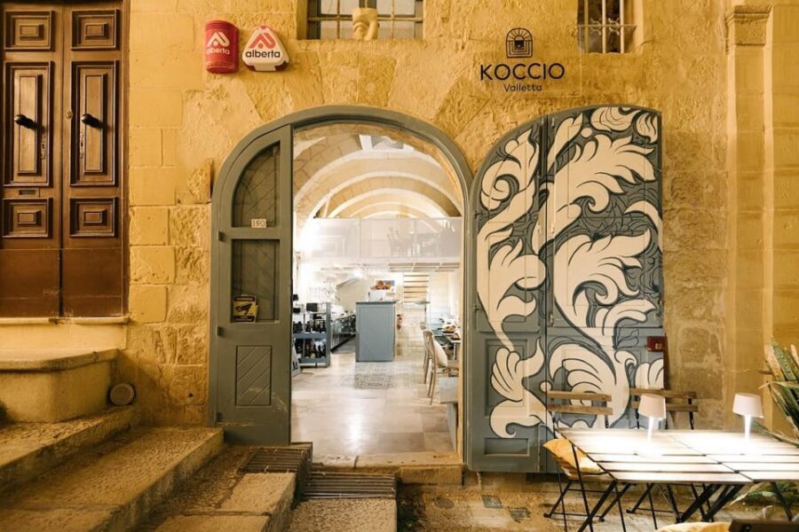 Romantic Italian Cuisine Dinner in Valletta - The Wine-First Approach: How the Pairing Works