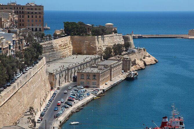 Shore Excursion, Best of Valletta, An Insider's View - The guide setup: licensed, focused, and flexible