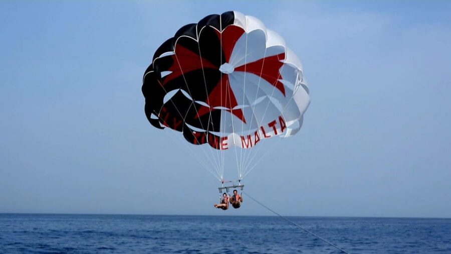 St. Julian's: Parasailing in Malta with Photos and Videos - Safety briefing and equipment: where trust comes from