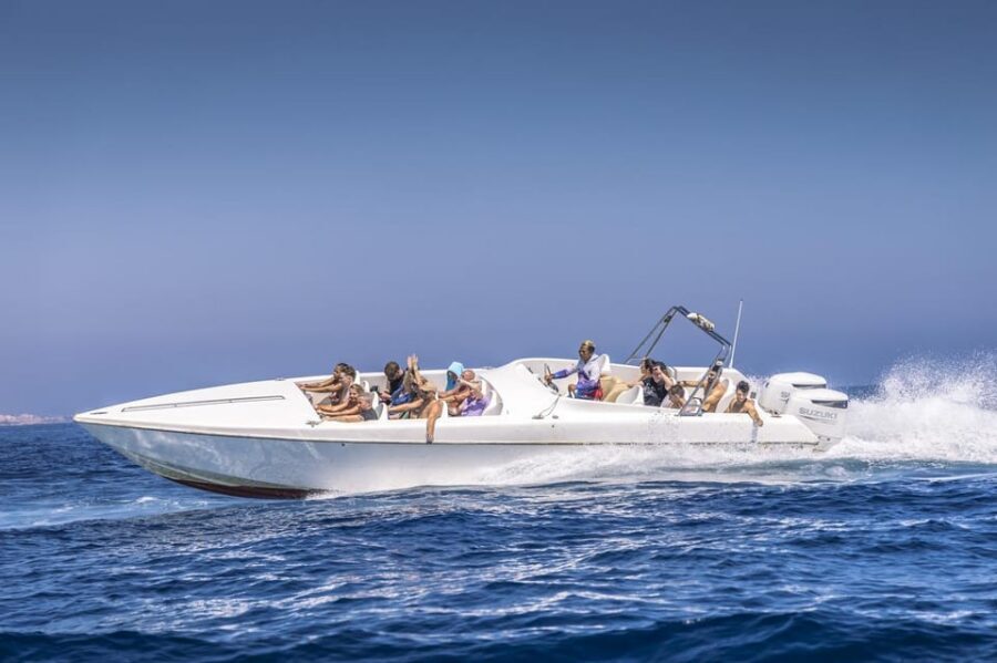 St Julians: Powerboat Gozo, Comino and Blue Lagoon - Comino Caves on the Return Cruise: The Scenic Bonus