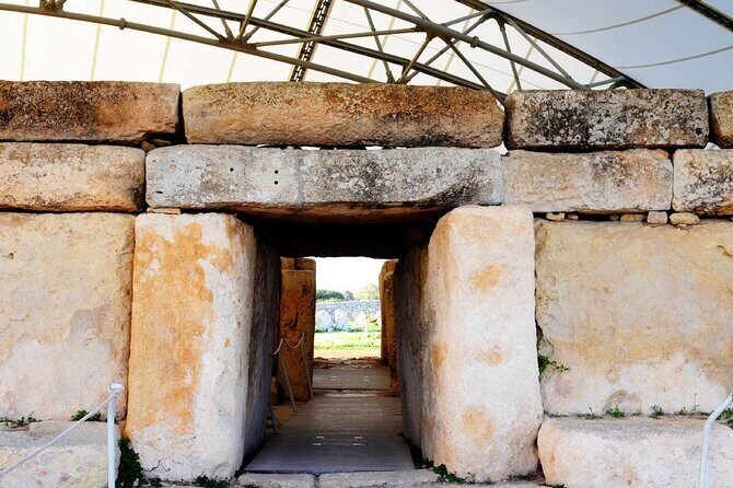 Temples Tour (Pick-up, Transfer, Tickets & Drop-off Included) - Hagar Qim and Mnajdra: UNESCO megaliths you can’t unsee