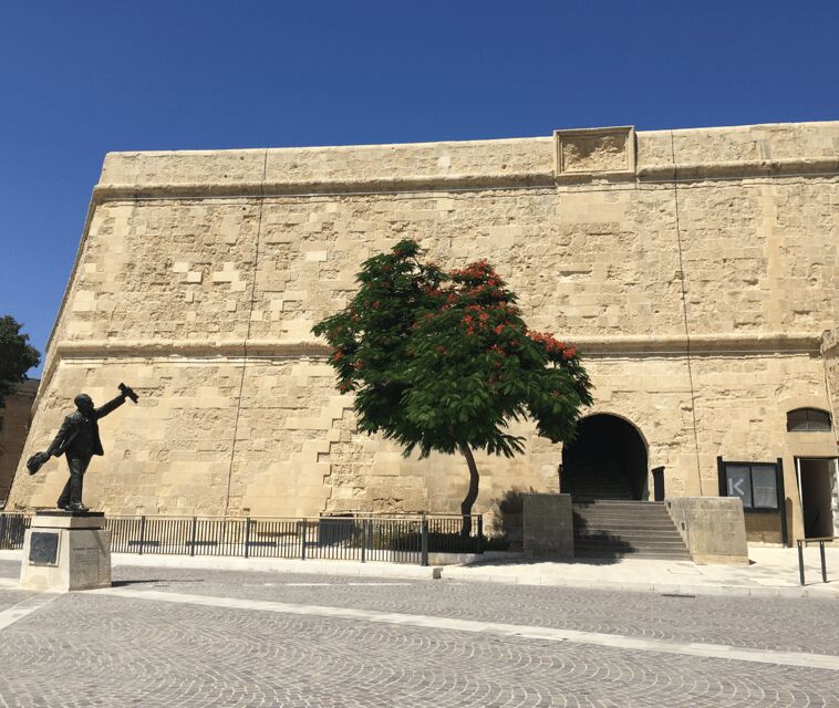 The Grand Tour of Valletta: A walking tour of Valletta. - Misraħ San Ġwann: closing the loop where the story lands