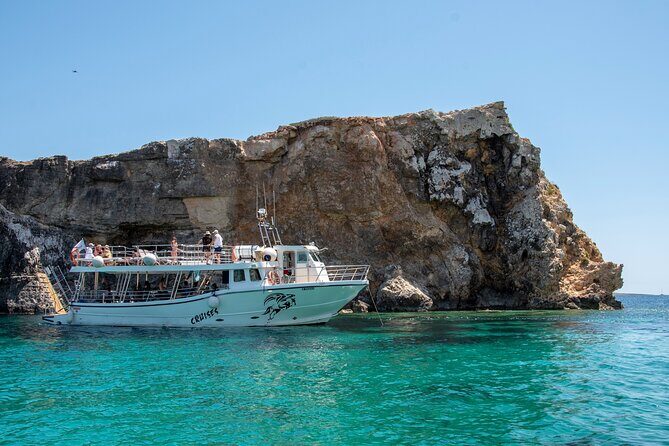 Three Bay Cruise Including Blue Lagoon from Mellieha - Ħalfa Rock Bay in Gozo: the quiet cove moment
