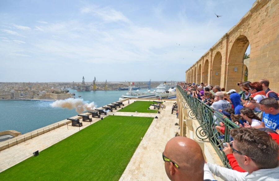 Valletta and 3 Cities Private 4-Hour Shore Excursion - Entering St. John’s Co-Cathedral the right way