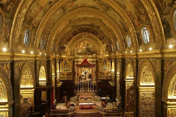 Valletta City of the Knights 3.5-Hour Walking Tour - Upper Barrakka Gardens: your quick Grand Harbour moment