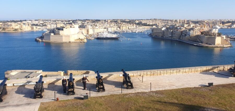 Valletta: City Walking Tour in a Small Group - Barrakka Gardens: The Break That Turns the Walk Into an Experience