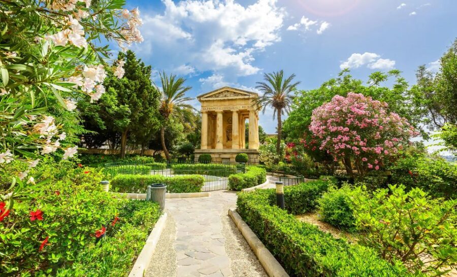 Valletta: Guided Walking Tour with Optional Cathedral Tour - Valletta on Foot: Fortifications, Churches, and Knights Stories