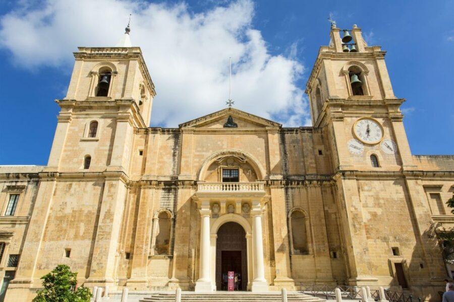 Valletta: Private Insider Walking Tour with Licensed Guide - UNESCO Baroque Valletta: what you should look for on the street