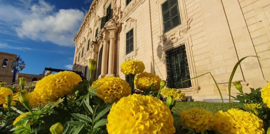 Valletta: Private Maltese Cuisine Walking Tour - Republic Street to St. George’s Square: pastries and city stories