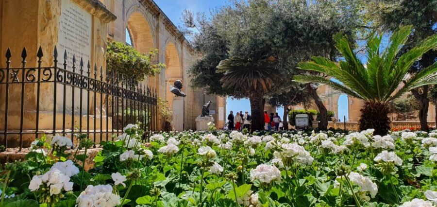 Valletta: Private Maltese Cuisine Walking Tour - Manoel Theatre area lunch: the meal that feels like a real sit-down