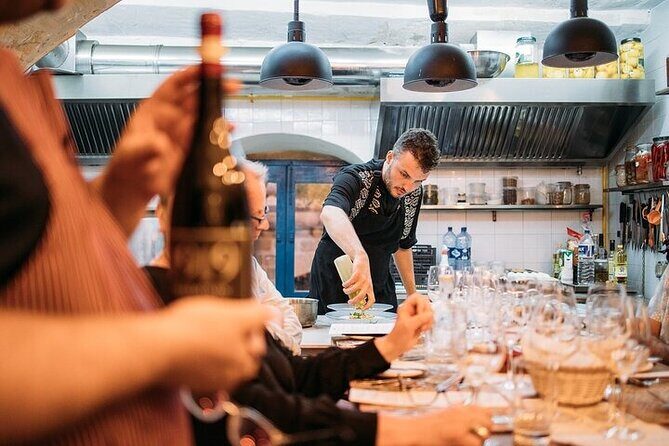 Wine Tasting & Open Kitchen Dinner in 17 Mons Vella - Who should book this wine tasting and open-kitchen dinner?